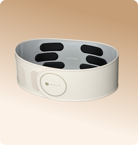 Pas treningowy SKG GS300 w kolorze beżowym, pokazujący wewnętrzną stronę z sześcioma czarnymi podkładkami masującymi