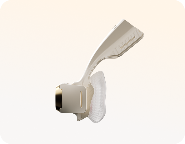 Masażer kolan SKG WS500 w kolorze beżowym, pokazany z boku