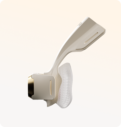 Masażer kolan SKG WS500 w kolorze beżowym, pokazany z boku