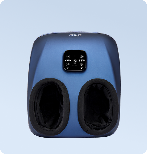 Masażer stóp SKG YS100 w kolorze granatowym, z czarnymi otworami i dotykowym panelem sterowania na środku